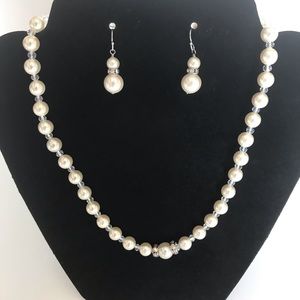 Pearl Earring & Necklace Set